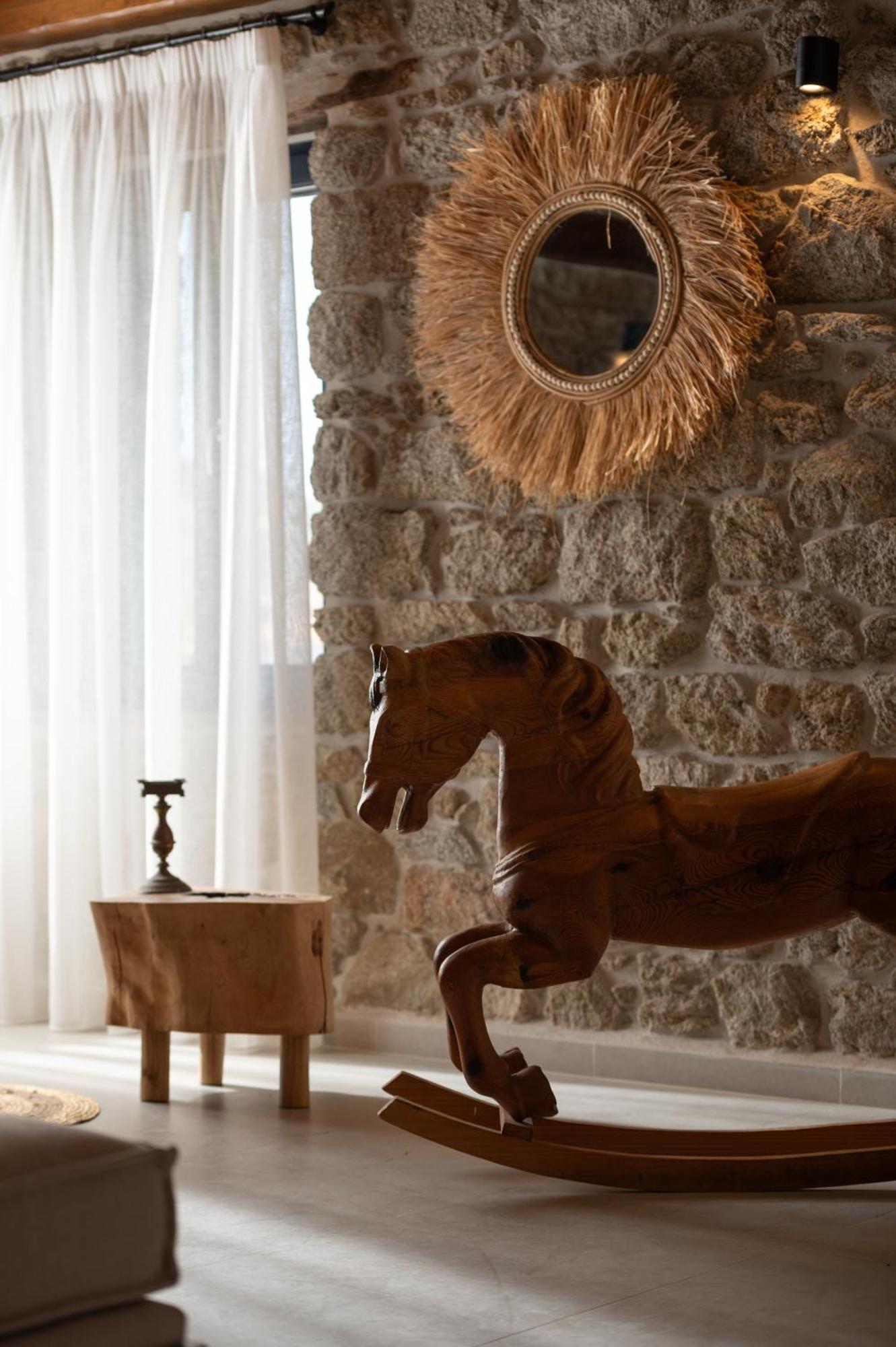 Lithos Villas Apollon シキア エクステリア 写真